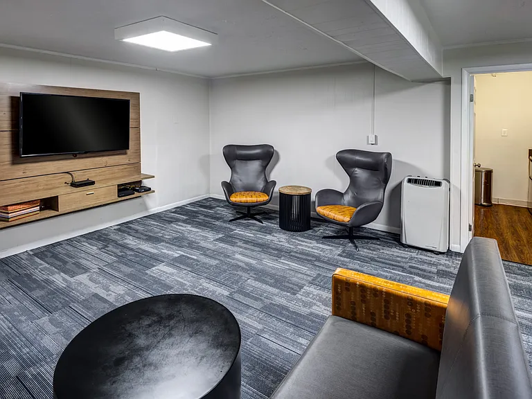 Solon Club Apartment Homes — Photo 15