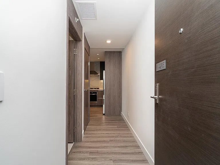 10750 135a St #4205 — Photo 5
