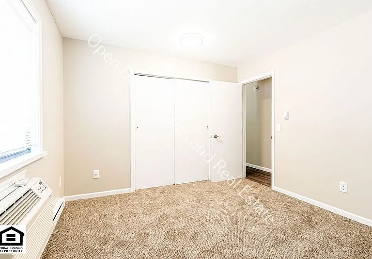 204 Autumn Hills Dr — Photo 9