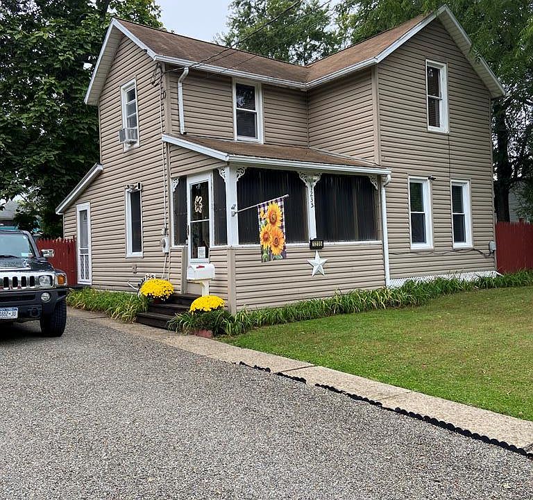 1st image of 1235 Pratt St