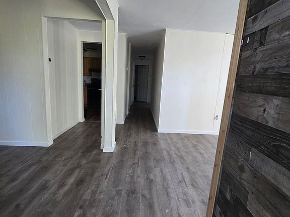 3rd image of 2 Mountain Ave