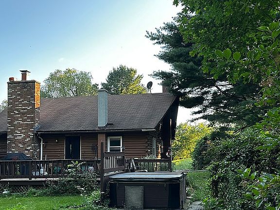 4th image of 318 Prach Rd