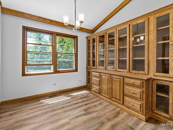 4th image of 212 Timber Oaks Dr