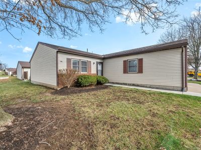 128 Royal Crest Dr UNIT A, Seville, OH, 44273