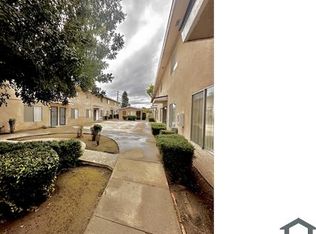 2121 N Winery Ave APT F, Fresno, CA 93703
