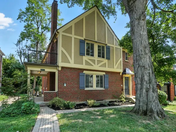 6256 Rogers Park Pl, Cincinnati, OH 45213