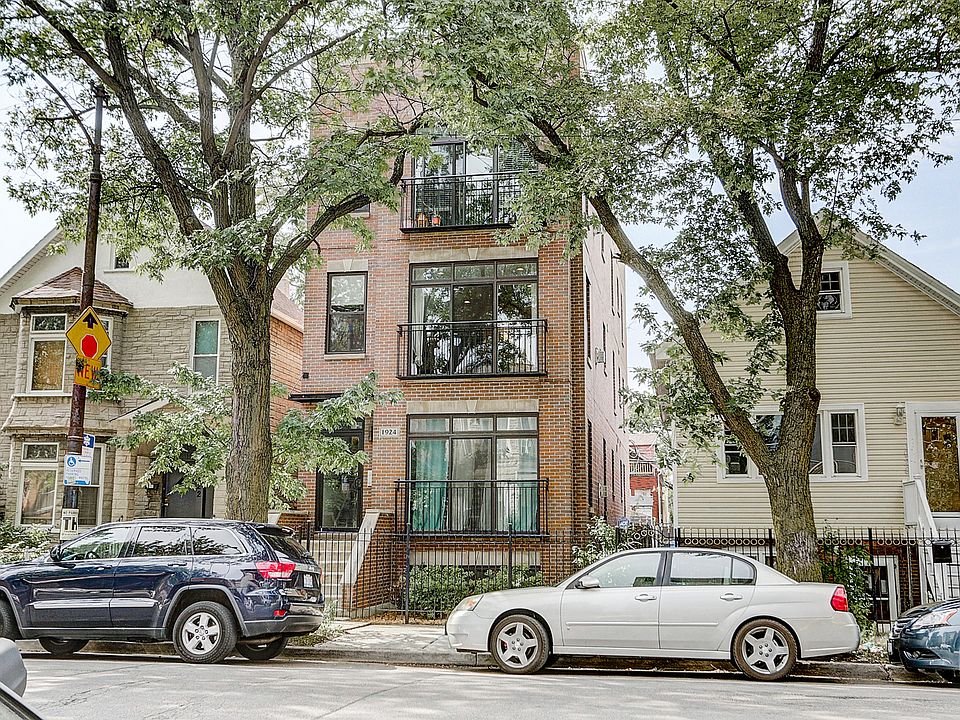 1st image of 1924 N California Ave #2