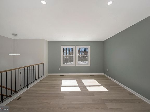 4th image of 3517 Waverly Dr