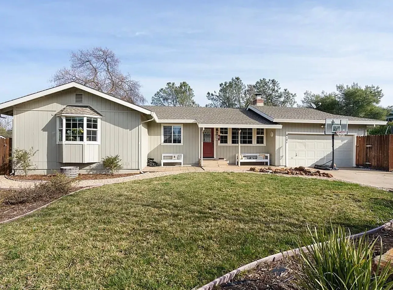 3 bed, 1640 sqft, $3,100 — Photo 3