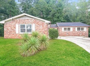 3723 Eagle Woods Cir, Lithonia, GA 30038