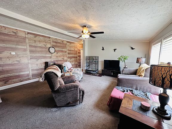 4th image of 9309 Fairview Dr #448
