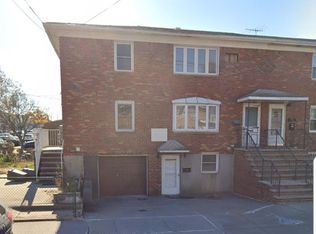 12814 11th Ave #1, College Point, NY 11356