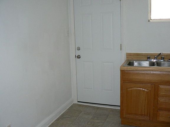5th image of 1313 Ivy St