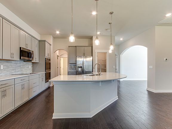 3rd image of 1655 Burrows Avenue Cho Lot 62