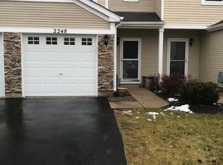 2248 Flagstone Ln, Carpentersville, IL 60110