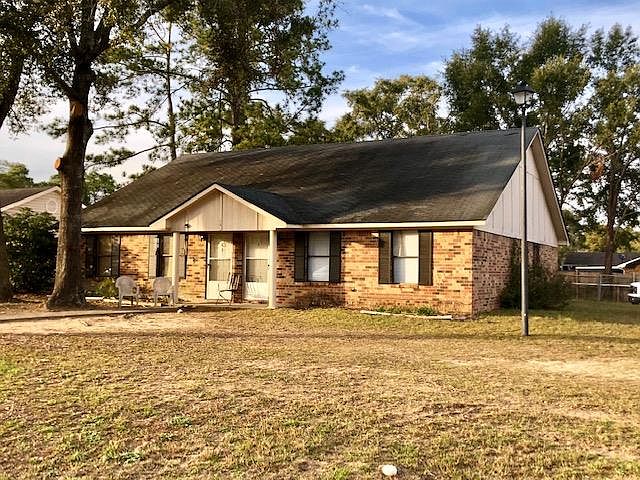 1st image of 156-B Pelham Dr
