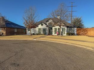 10602 Raleigh Ave, Lubbock, TX 79424