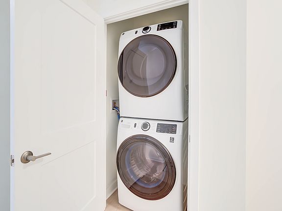 In-Apartment Washer/Dryer