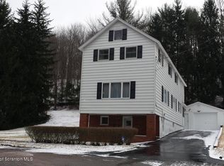 130 Fulton St, Carbondale, PA 18407