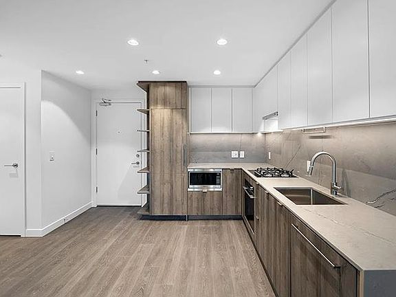 2nd image of 505 Nelson St #2207