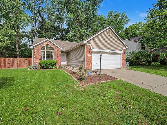2nd image of 7244 Bradford Woods Way