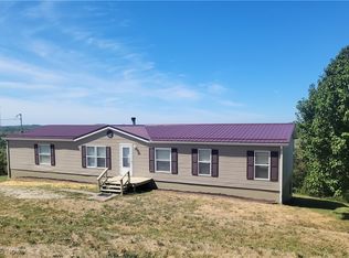 64988 Garrett Hill Rd, Saint Clairsville, OH 43950