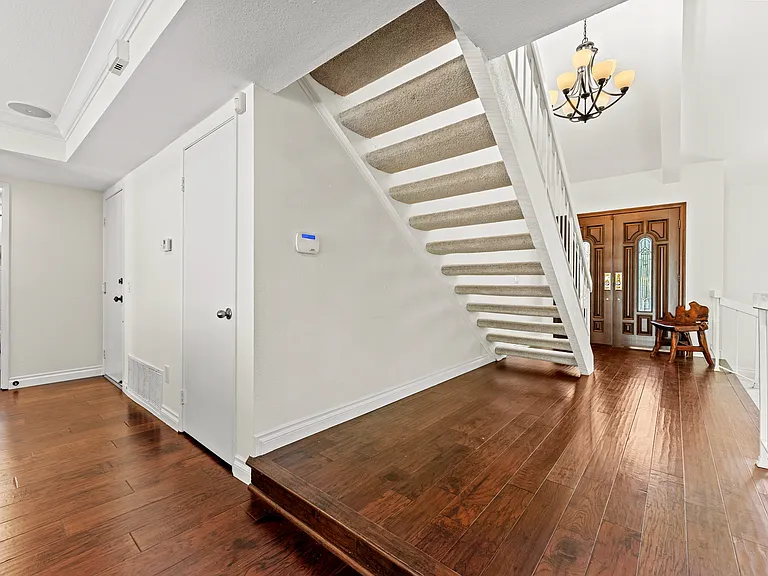 1533 Deerfoot Dr — Photo 16