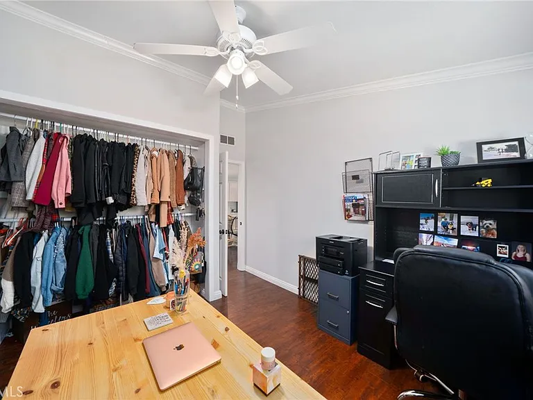 2273 Columbia Dr — Photo 26