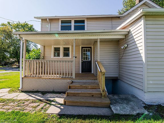 4th image of 136 N Fulton Ave