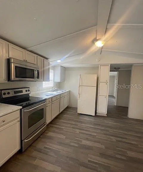 3245 E Main St #9 — Photo 5