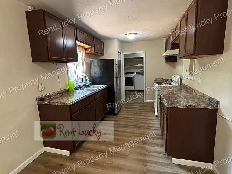 14624 161st Ave SE — Photo 7