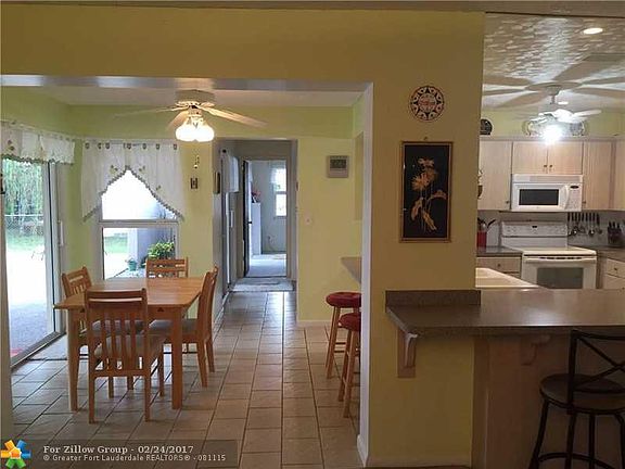 5th image of 10325 NW 16th Ct