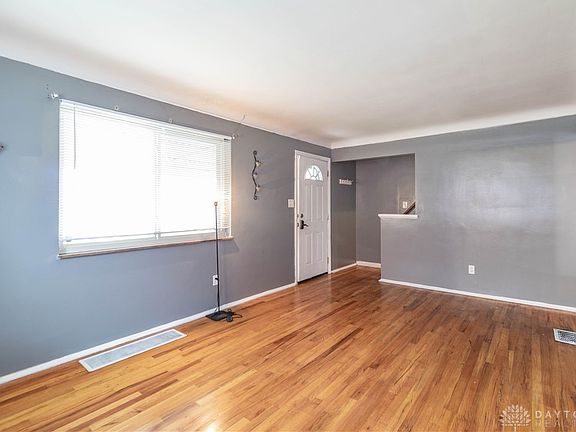 5th image of 8323 Coghill Ln