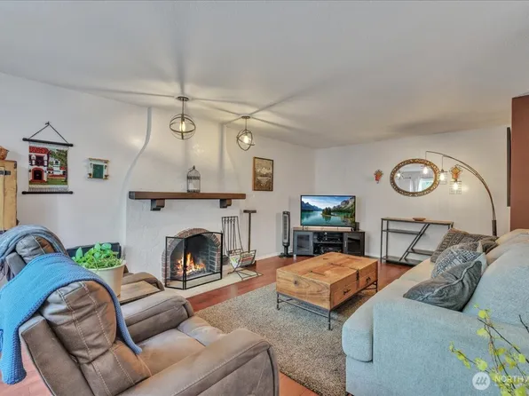 411 N Yakima Avenue, Tacoma, WA 98403