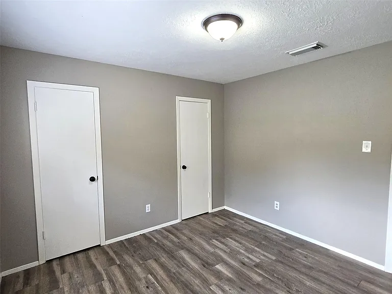 24015 Farm Hill Rd — Photo 18
