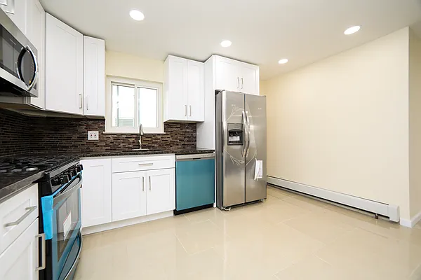 Sold by Keystone Realty USA Corp | media 2