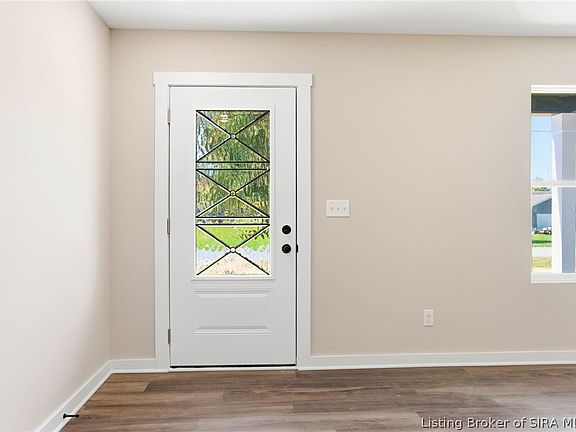 5th image of 22826 East Street