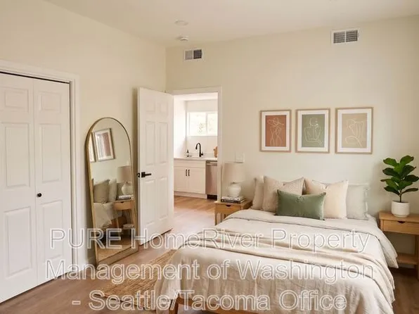 757 S 43rd St, Tacoma, WA 98418