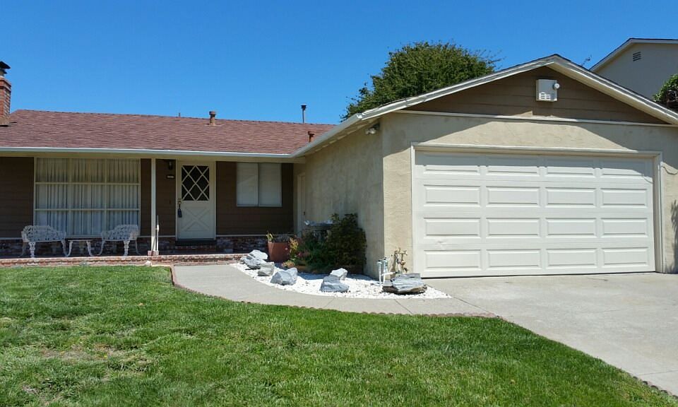 1st image of 2367 Shannon Ave