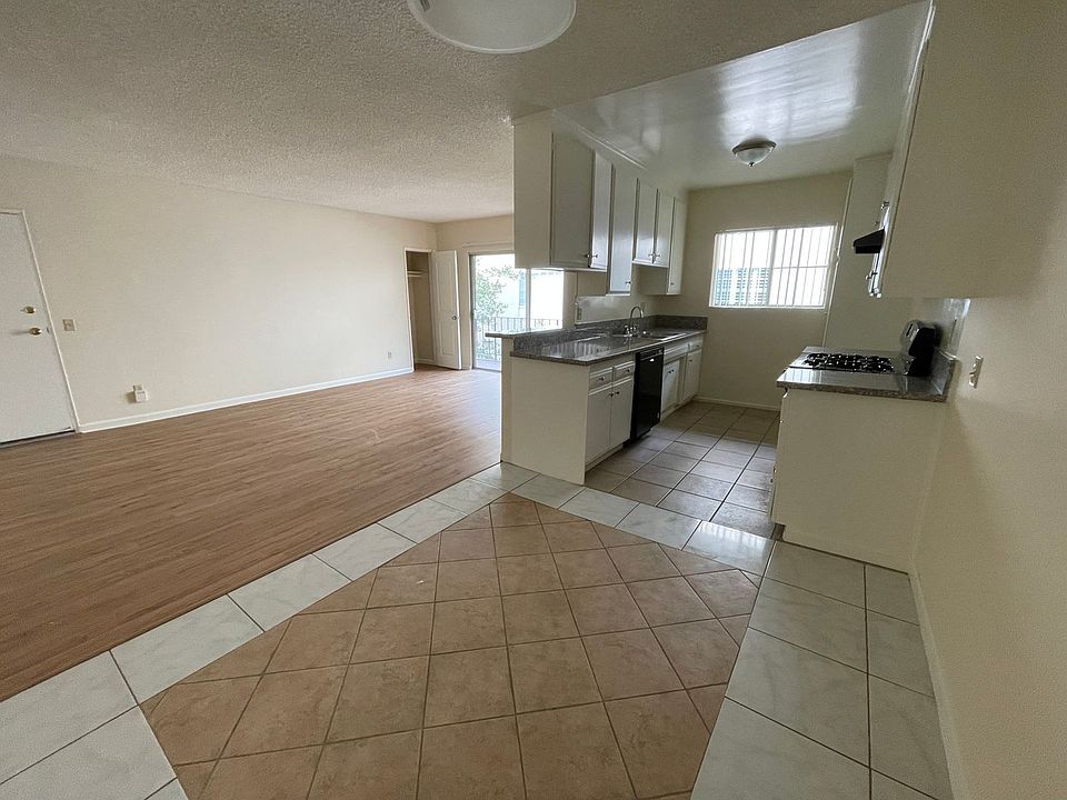 1st image of 529 N Adams St APT 11