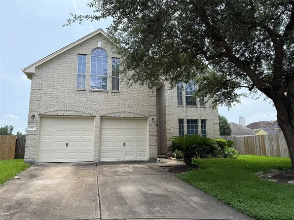 3911 Highland Vale Ct, Fresno, TX 77545