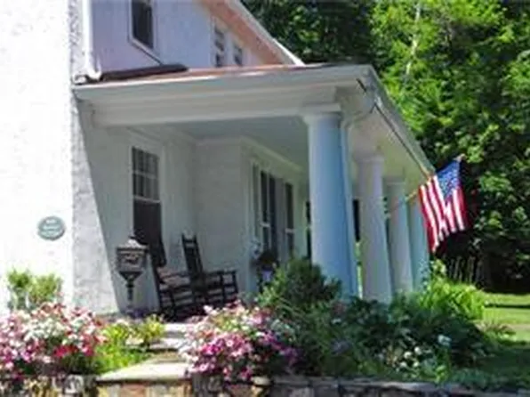 10 S State Road, Briarcliff Manor, NY 10510