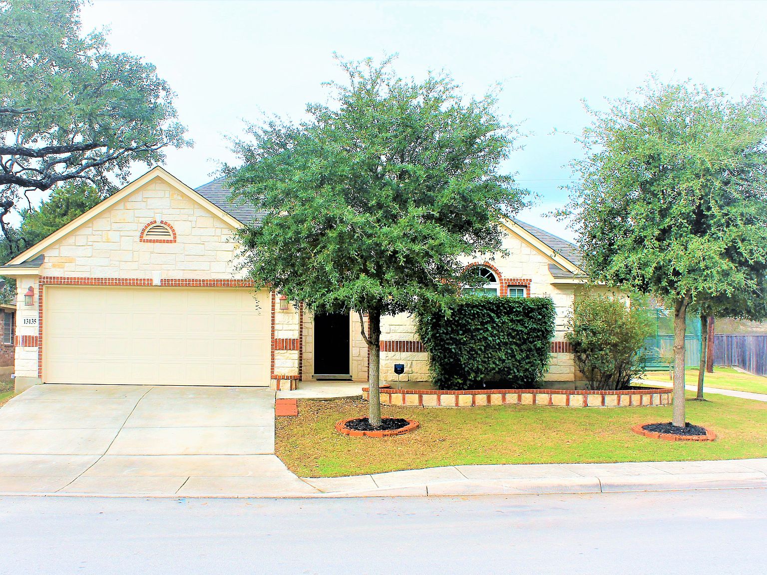 13135 Moselle Frst, Helotes, TX 78023 Zillow