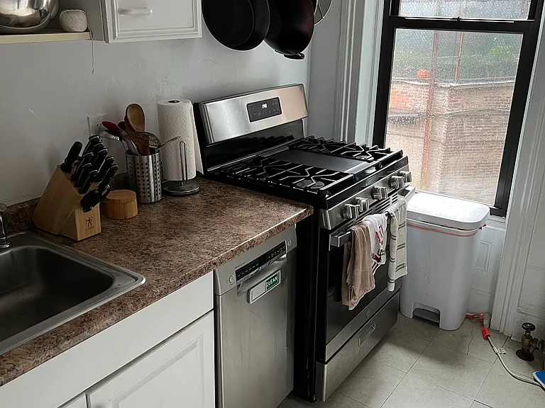 496 Bergen St #3 — Photo 12