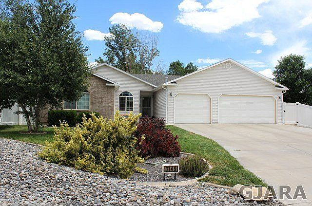 1st image of 3149 Skylark Ct