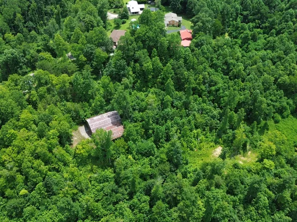 9999 Mountain St, Williamsburg, KY 40769