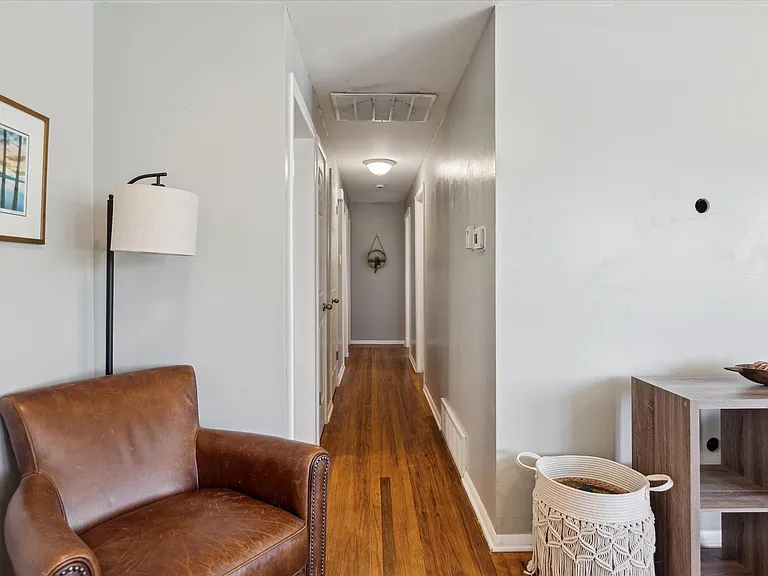 269 Beryl Way — Photo 17