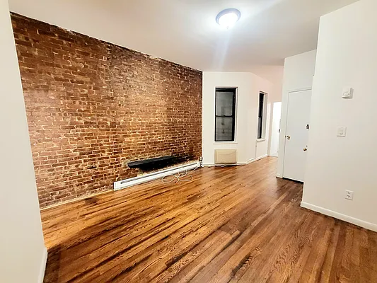 Rented by Douglas Elliman | media 8