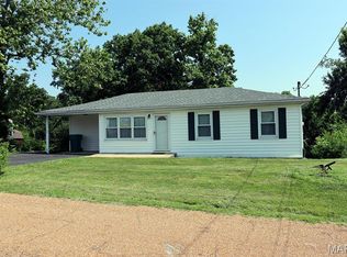 5229 Brinridge Dr, High Ridge, MO 63049