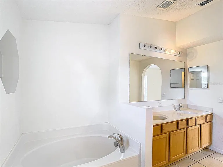 10155 Laxton St — Photo 20